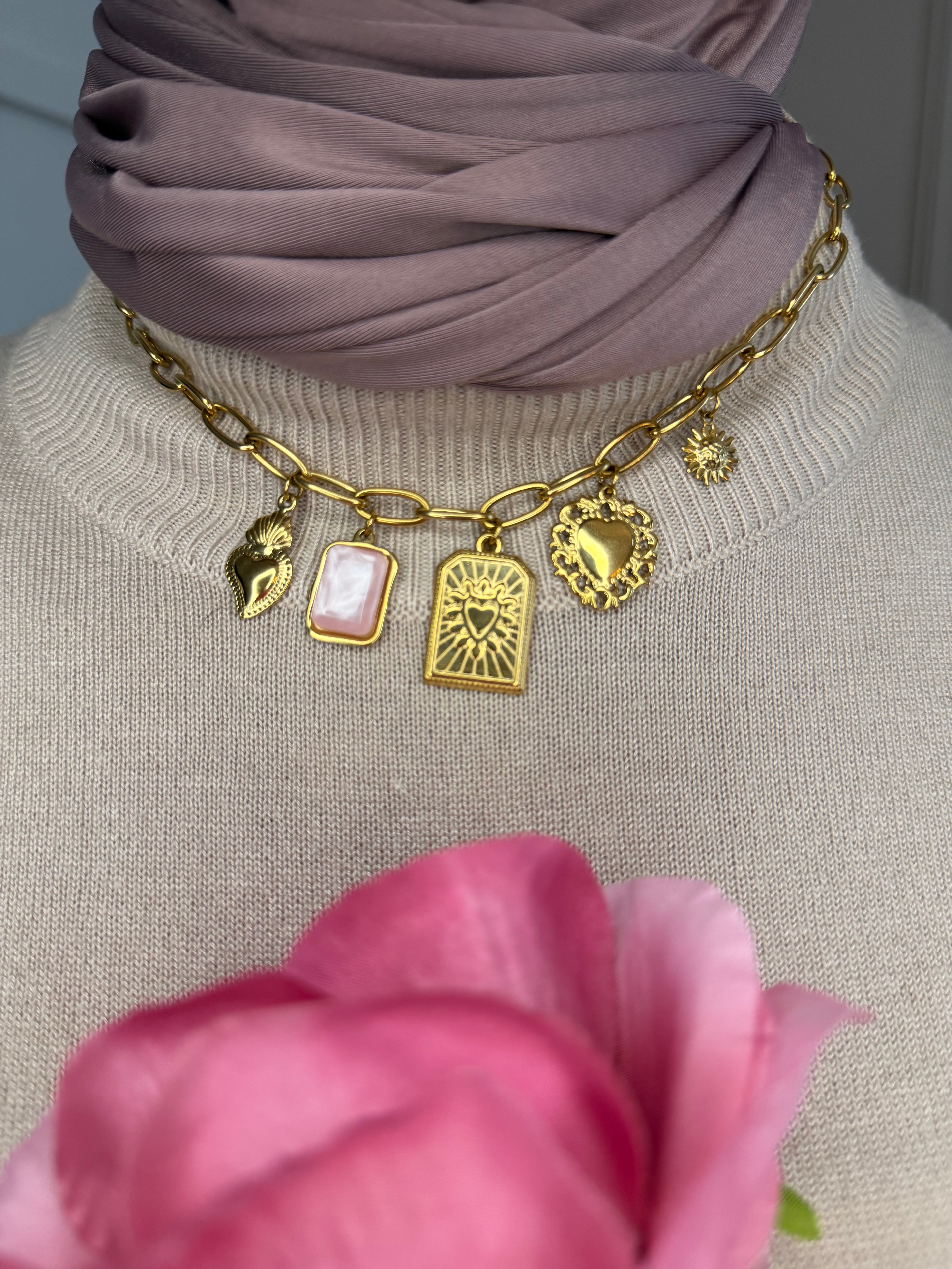 Dyalla rose