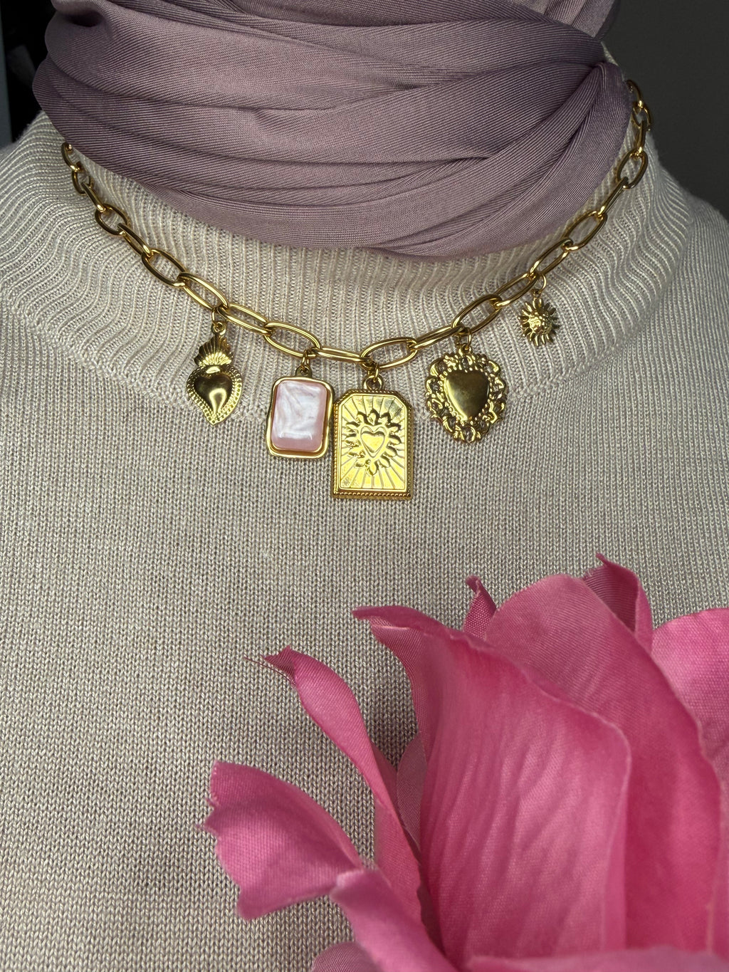 Dyalla rose